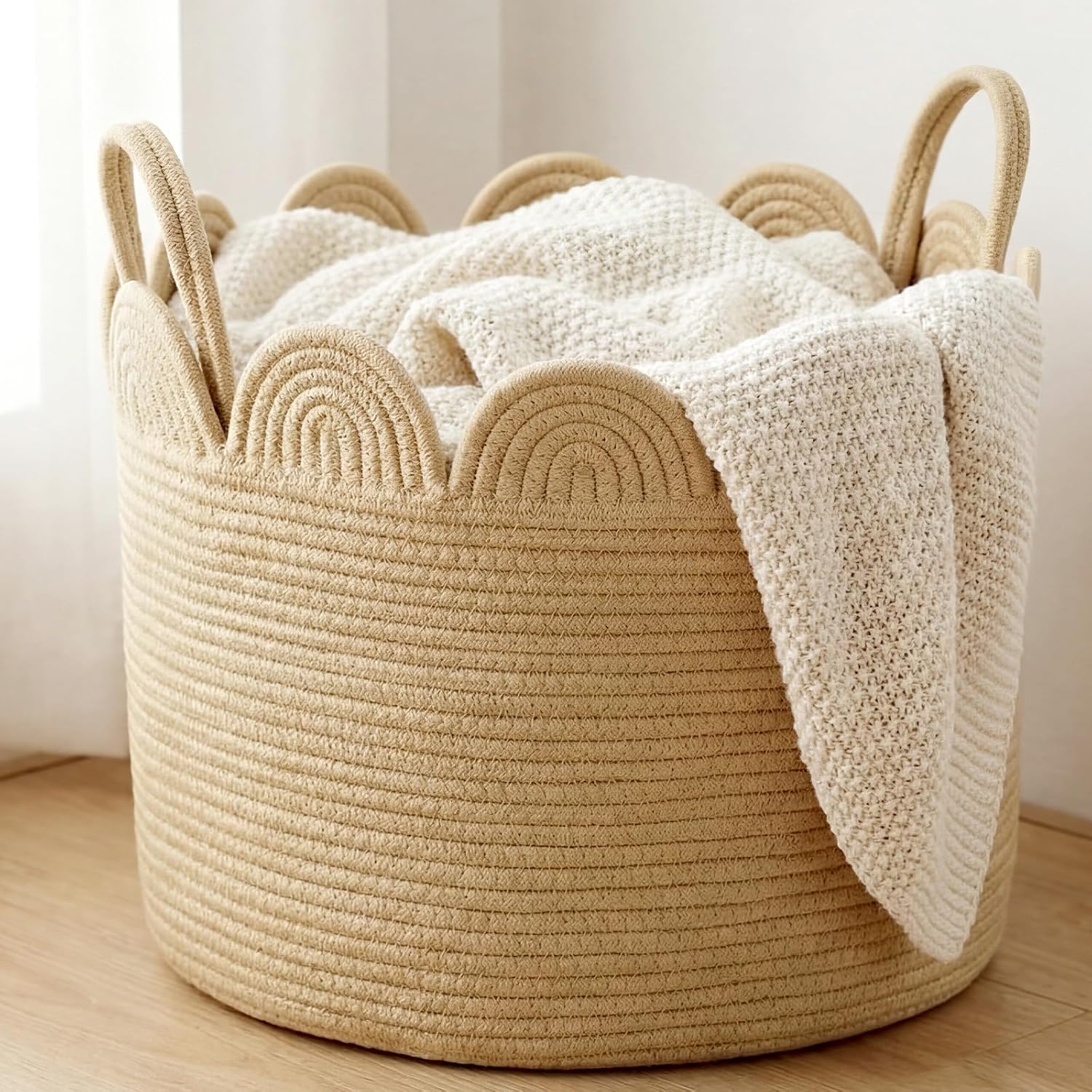 Round Cotton Rope Basket with Scalloped Edge